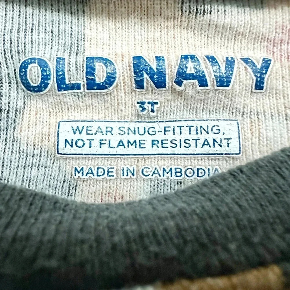 Old Navy | Printed Snug-Fit Pajama Set (3T) 👻 - Picture 3 of 3